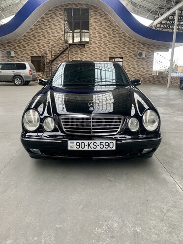 Mercedes E 320 2001, 299,750 km - 3.2 l - Bakı