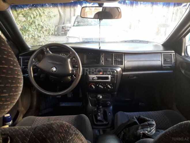 Opel Vectra 1997, 250,000 km - 1.6 l - Bakı
