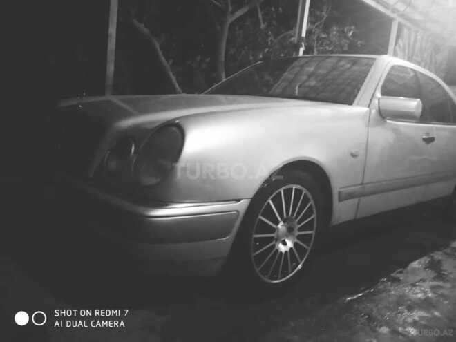 Mercedes E 320 1996, 401,000 km - 3.2 l - Bakı