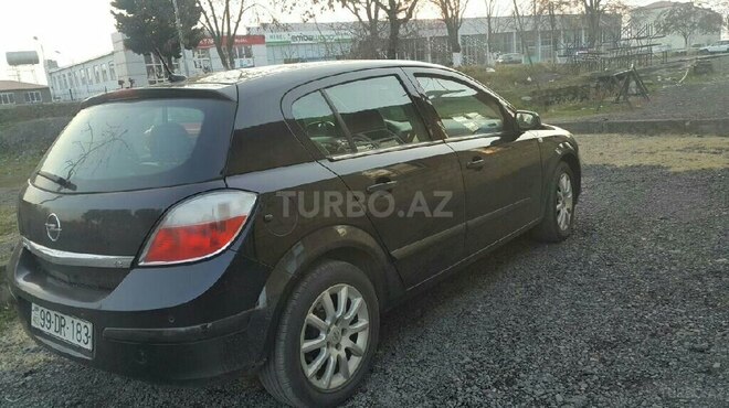Opel Astra 2005, 201,000 km - 1.8 l - Zaqatala