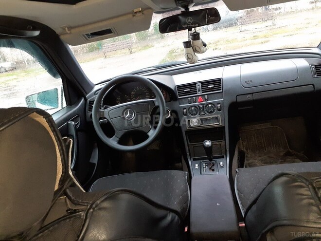 Mercedes C 220 1999, 285,000 km - 2.2 l - Bakı