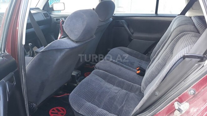 Volkswagen Golf 1993, 290,000 km - 1.8 l - Bakı