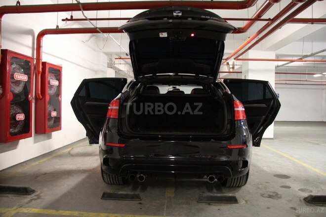 BMW X6 M 2011, 67,000 km - 4.4 l - Bakı