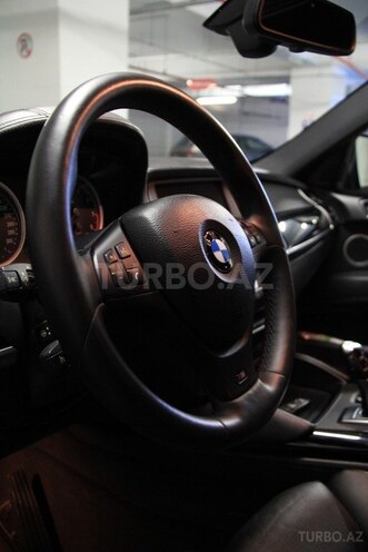 BMW X6 M 2011, 67,000 km - 4.4 l - Bakı