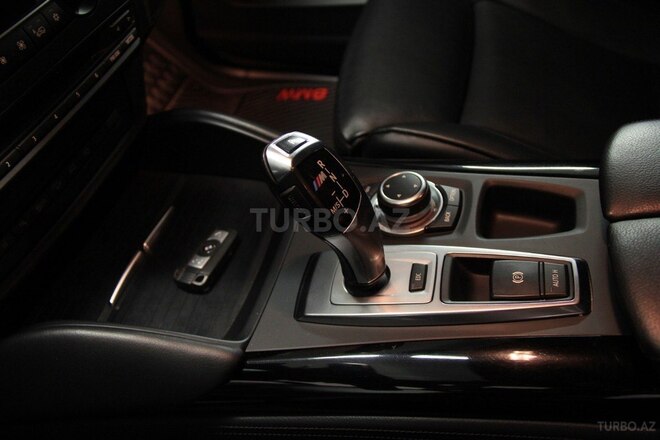 BMW X6 M 2011, 67,000 km - 4.4 l - Bakı