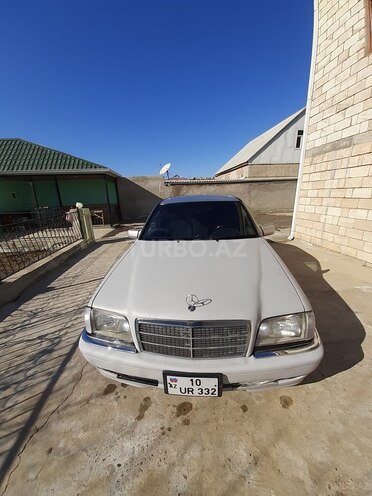 Mercedes C 230 1996, 260,000 km - 0.3 л - Şirvan
