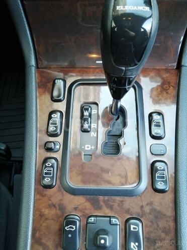 Mercedes E 270 2001, 331,000 km - 0.3 л - Bakı