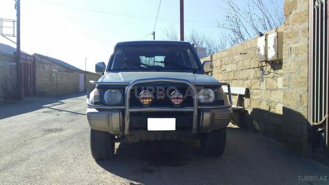Mitsubishi Pajero 1993, 270,000 km - 2.5 л - Bakı