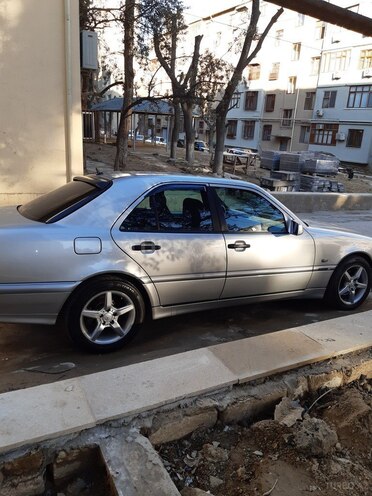 Mercedes C 220 1998, 600,000 km - 2.2 l - Bakı