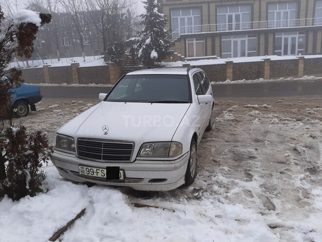Mercedes C 200 1998, 384,000 km - 0.2 l - Lerik
