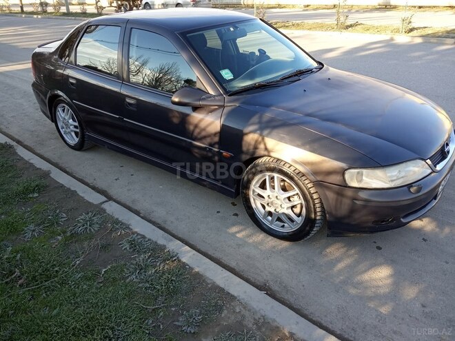 Opel Vectra 2000, 315,000 km - 1.6 л - Sumqayıt