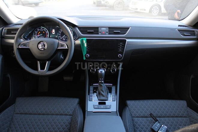 Skoda Superb 2019, 10 km - 1.4 l - Bakı