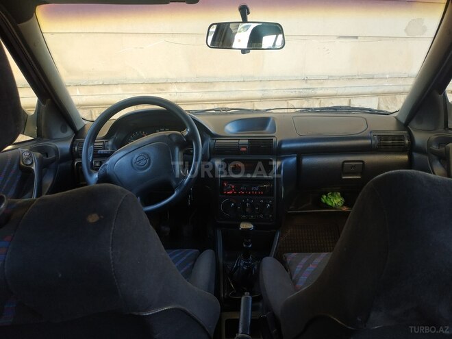 Opel Astra 1995, 270,000 km - 0.2 л - Bakı