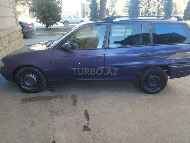 Opel Astra 1995, 270,000 km - 0.2 л - Bakı