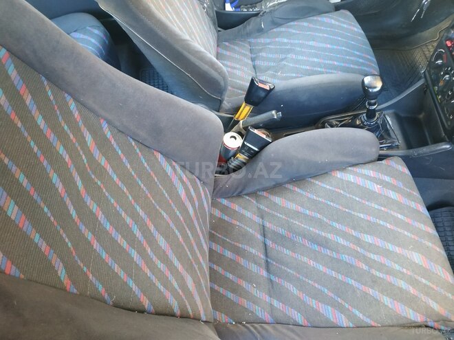 Opel Astra 1995, 270,000 km - 0.2 л - Bakı