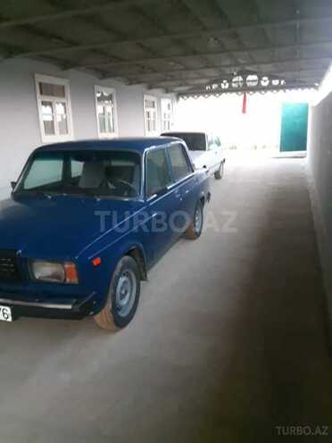 LADA (VAZ) 2107 2006, 555,555 km - 1.6 l - Salyan