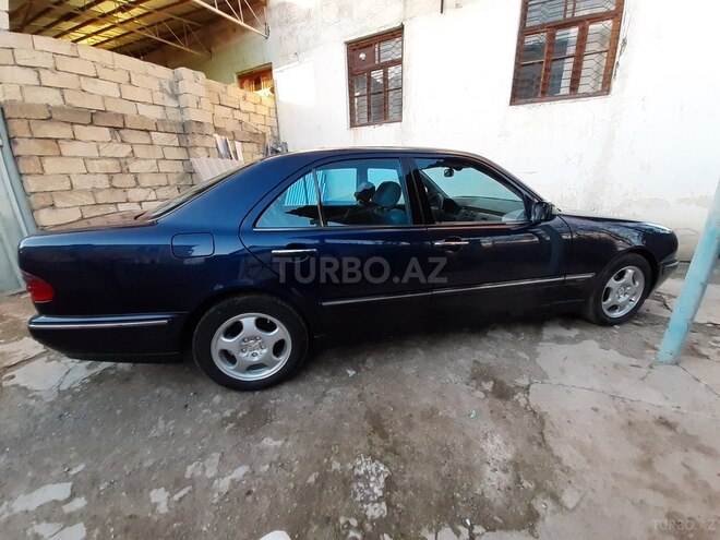 Mercedes E 280 2001, 276,000 km - 2.8 l - Bakı
