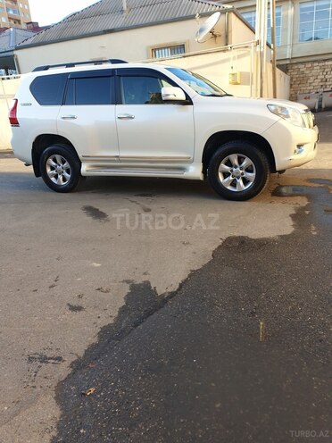 Toyota Prado 2012, 230,000 km - 2.7 л - Bakı