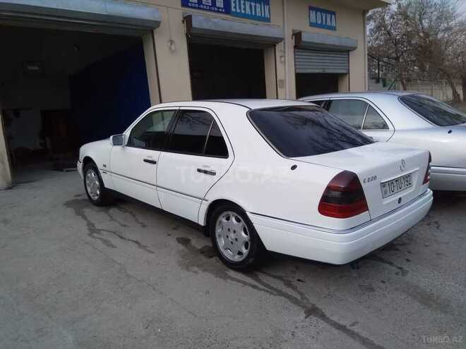 Mercedes C 220 1995, 850,000 km - 2.2 l - Mingəçevir