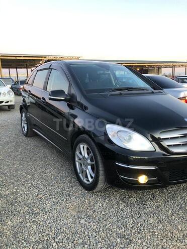 Mercedes B 200 2009, 107,000 km - 2.0 l - Şəmkir
