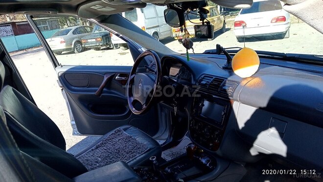 Mercedes ML 320 1999, 249,000 km - 3.2 l - Mingəçevir
