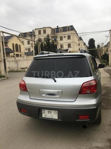 Mitsubishi Outlander 2006, 318,000 km - 2.4 l - Bakı