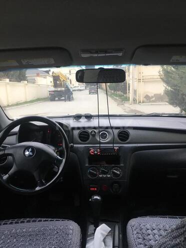 Mitsubishi Outlander 2006, 318,000 km - 2.4 l - Bakı