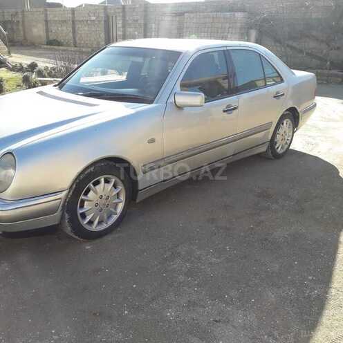 Mercedes E 200 1999, 184,523 km - 2.0 л - Bakı