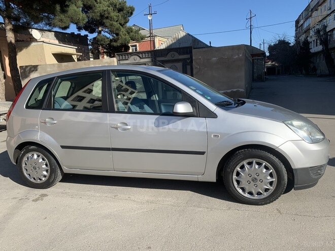 Ford Fiesta 2005, 178,300 km - 1.3 l - Bakı