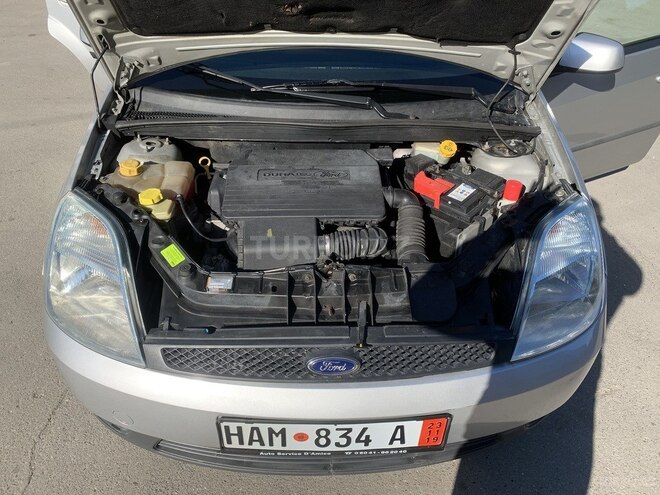 Ford Fiesta 2005, 178,300 km - 1.3 l - Bakı