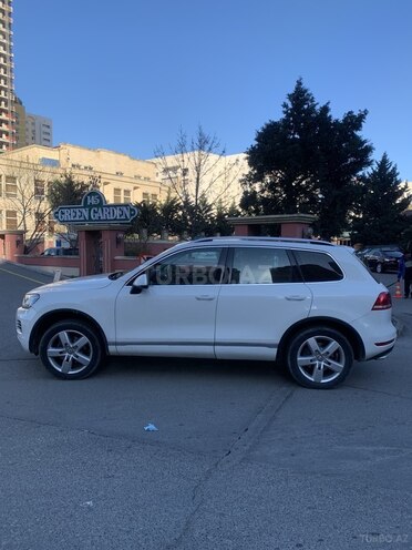 Volkswagen Touareg 2013, 77,000 km - 3.6 l - Bakı