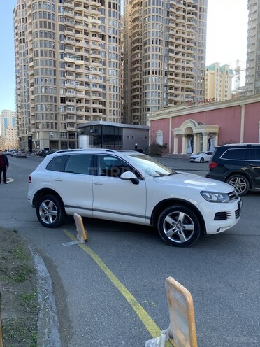 Volkswagen Touareg 2013, 77,000 km - 3.6 l - Bakı