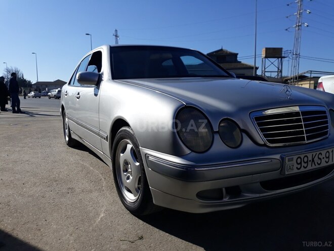 Mercedes E 220 1999, 400,889 km - 2.2 l - Bakı