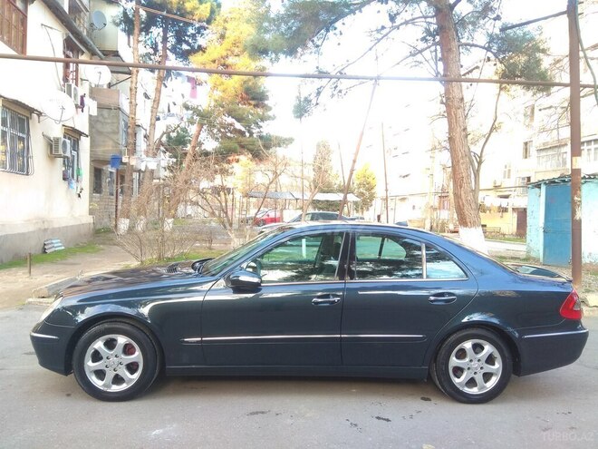 Mercedes E 220 2002, 330,000 km - 2.2 l - Xırdalan