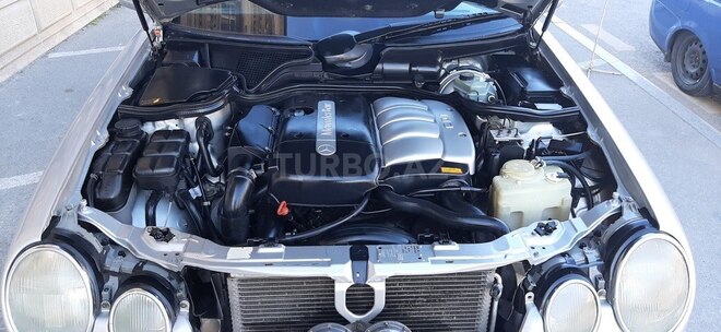 Mercedes E 220 2000, 352,800 km - 2.2 l - Bakı
