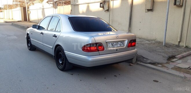 Mercedes E 240 1998, 411,673 km - 2.4 л - Bakı
