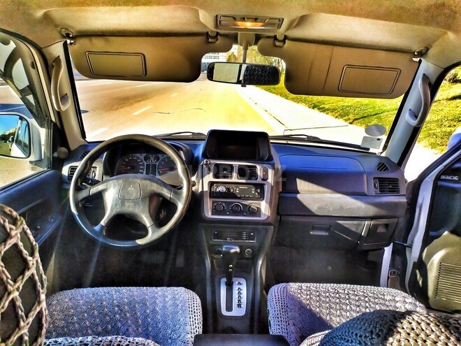 Mitsubishi Pajero io 2000, 270,000 km - 2.0 l - Bakı
