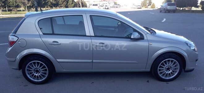 Opel Astra 2006, 205,000 km - 1.3 l - Bakı