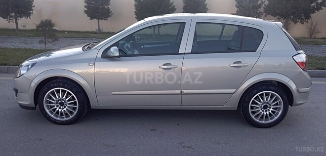 Opel Astra 2006, 205,000 km - 1.3 l - Bakı