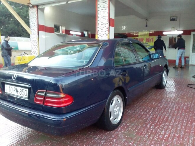 Mercedes E 230 1995, 486,000 km - 2.3 л - Bakı