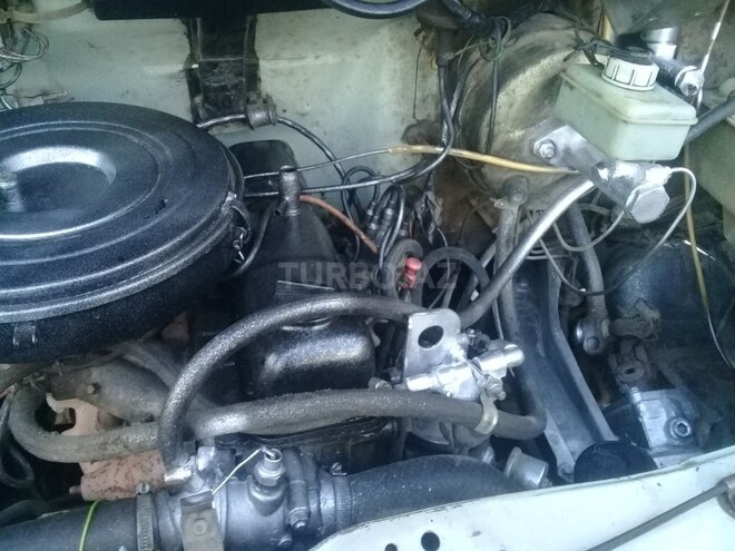 GAZ 3302-744 2000, 200,000 km - 2.4 l - Qusar