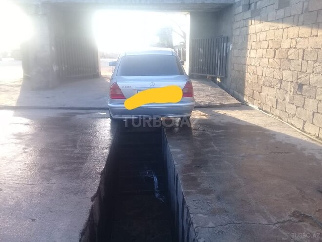 Mercedes C 220 1994, 255,000 km - 2.2 l - İmişli