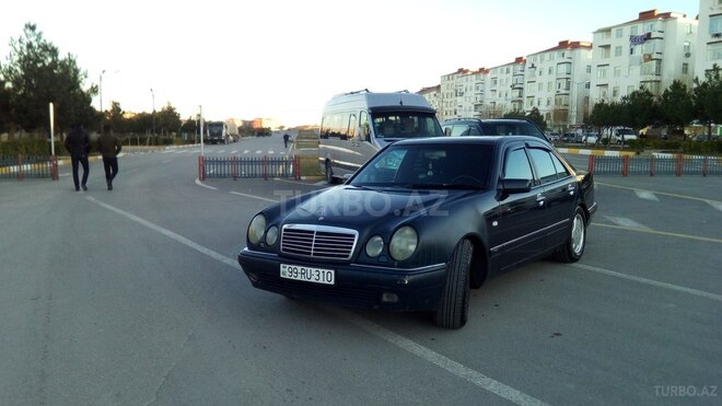 Mercedes E 300 1997, 395,000 km - 3.0 l - Bakı