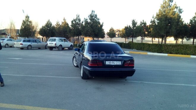 Mercedes E 300 1997, 395,000 km - 3.0 l - Bakı