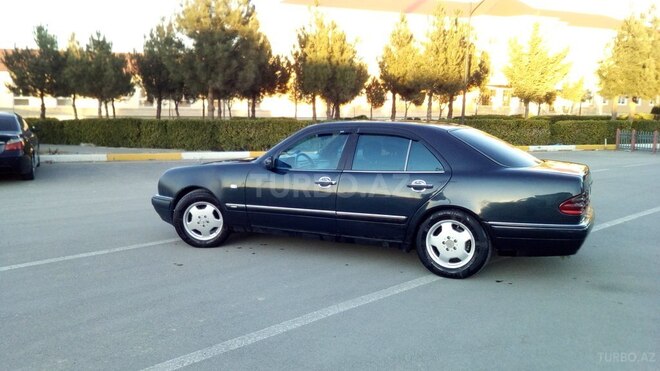 Mercedes E 300 1997, 395,000 km - 3.0 l - Bakı