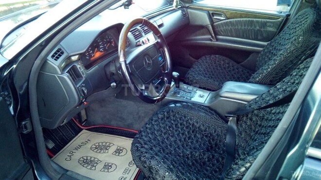 Mercedes E 300 1997, 395,000 km - 3.0 l - Bakı