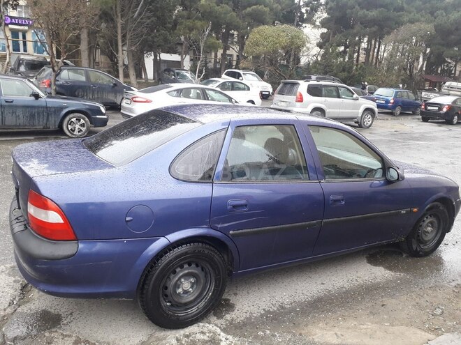 Opel Vectra 1996, 275,050 km - 1.6 l - Bakı