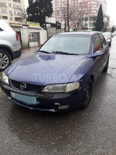 Opel Vectra 1996, 275,050 km - 1.6 l - Bakı
