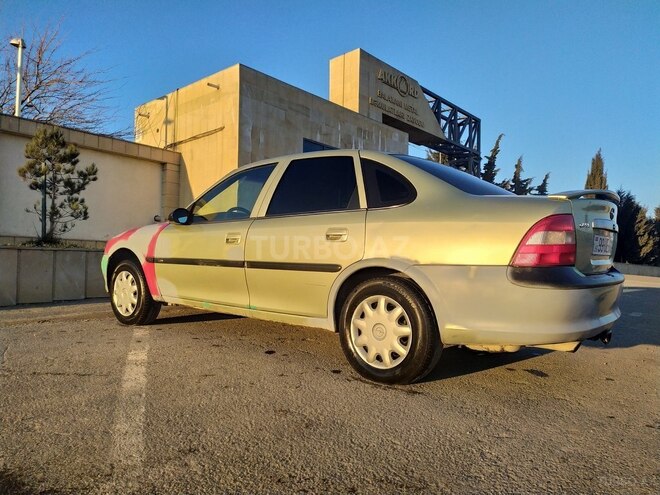 Opel Vectra 1996, 293,500 km - 1.8 l - Bakı