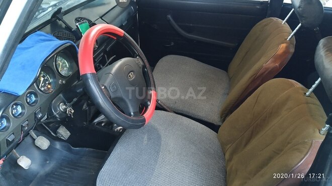 LADA (VAZ) 2106 1984, 27,000 km - 1.6 l - Qusar